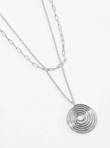 Round Swirl Pendant Necklace