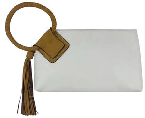 Wristlet with handle